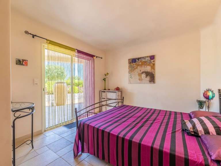 Maison Sainte-Lucie-de-Porto-Vecchio - 7 chambres - 234m²