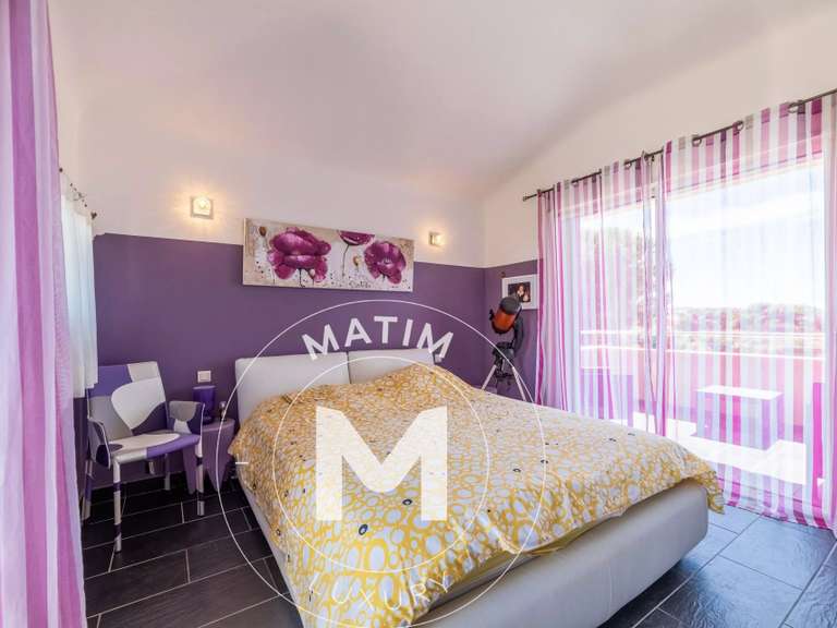 Maison Sainte-Lucie-de-Porto-Vecchio - 7 chambres - 234m²