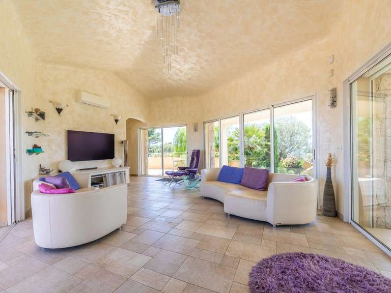 Maison Sainte-Lucie-de-Porto-Vecchio - 7 chambres - 234m²