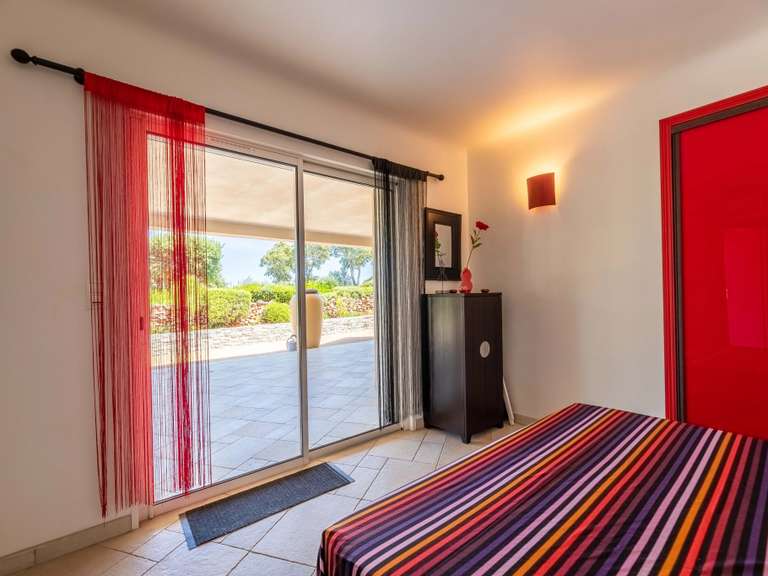 Maison Sainte-Lucie-de-Porto-Vecchio - 7 chambres - 234m²