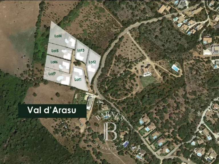 Terrain Sainte-Lucie-de-Porto-Vecchio - 2096m²