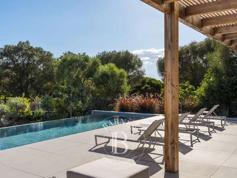 Villa Sainte-Lucie-de-Porto-Vecchio - 4 chambres - 223m²