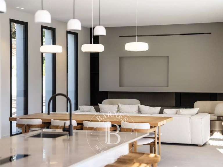 Villa Sainte-Lucie-de-Porto-Vecchio - 4 chambres - 223m²