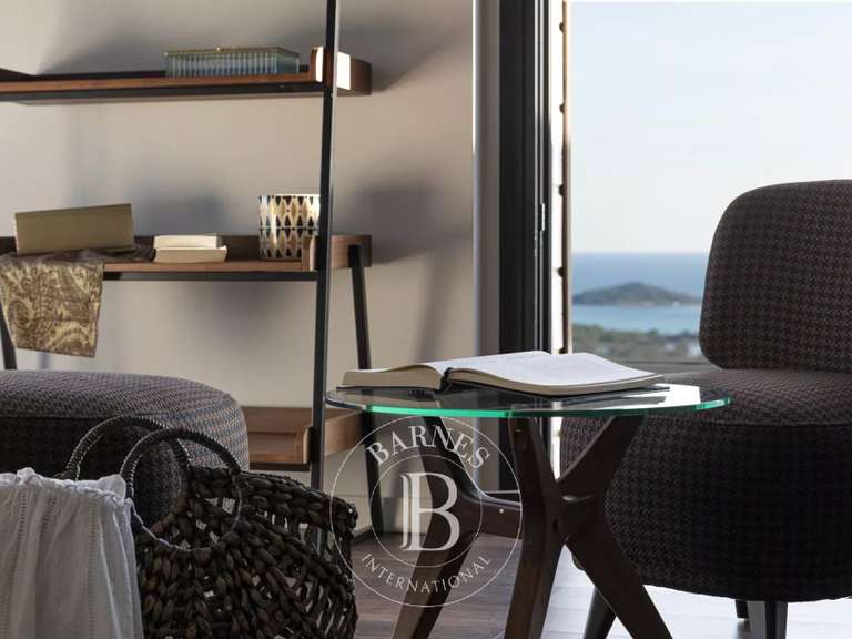 Villa with Sea view Sainte-Lucie-de-Porto-Vecchio - 7 bedrooms - 420m²