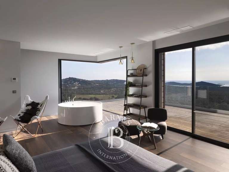 Villa with Sea view Sainte-Lucie-de-Porto-Vecchio - 7 bedrooms - 420m²