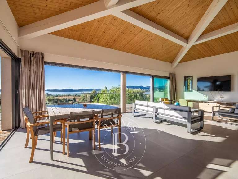 Villa avec Vue sur mer Sainte-Lucie-de-Porto-Vecchio - 5 chambres - 300m²