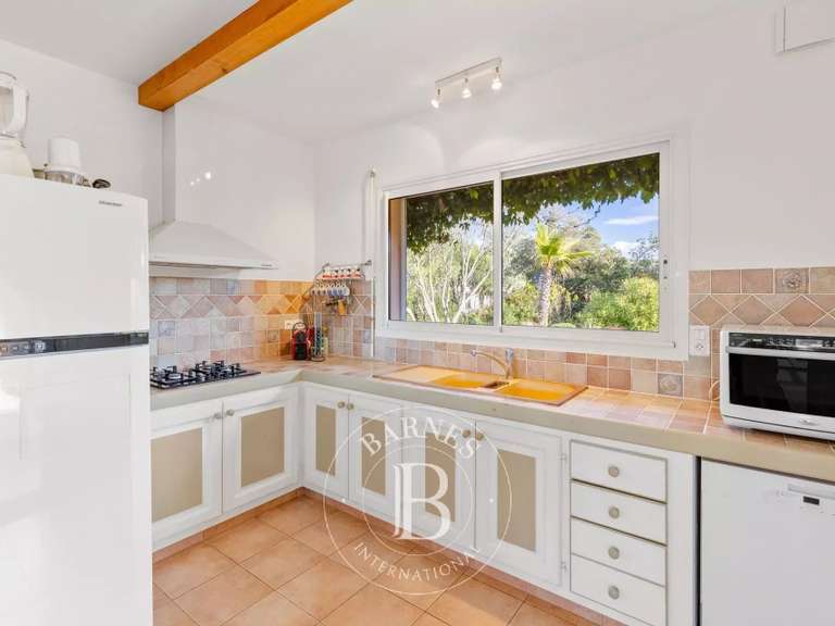 Villa with Sea view Sainte-Lucie-de-Porto-Vecchio - 3 bedrooms - 175m²