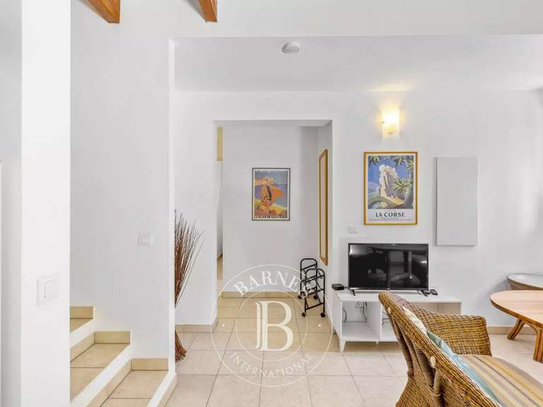 Villa Sainte-Lucie-de-Porto-Vecchio - 7 chambres - 250m²