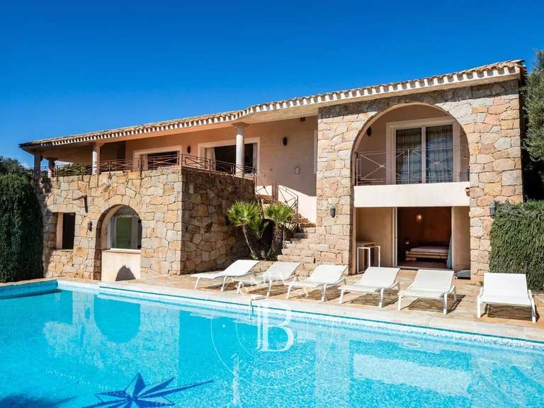 Villa avec Vue sur mer Sainte-Lucie-de-Porto-Vecchio - 5 chambres - 1738m²