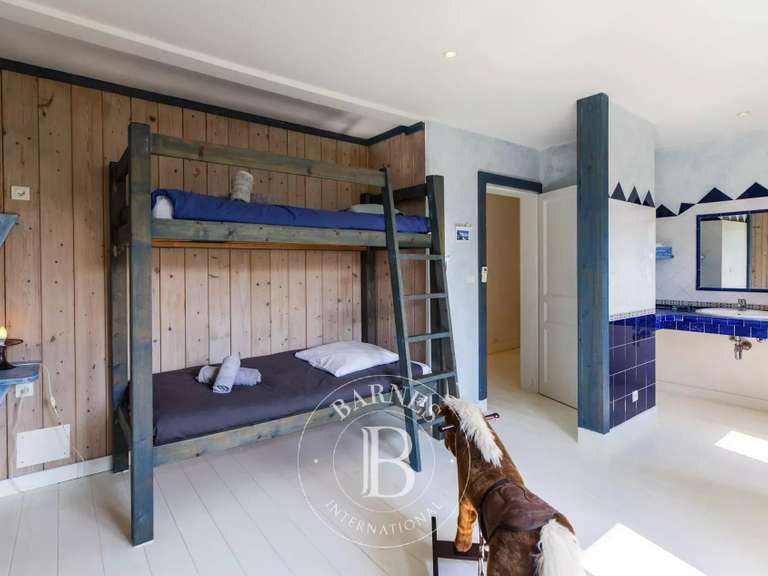 Villa Sainte-Lucie-de-Porto-Vecchio - 8 chambres - 394m²