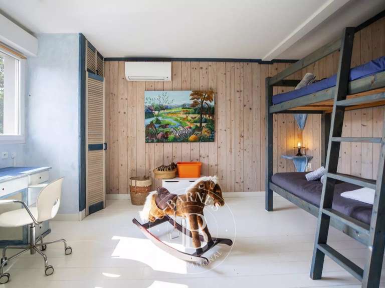 Villa Sainte-Lucie-de-Porto-Vecchio - 8 chambres - 394m²
