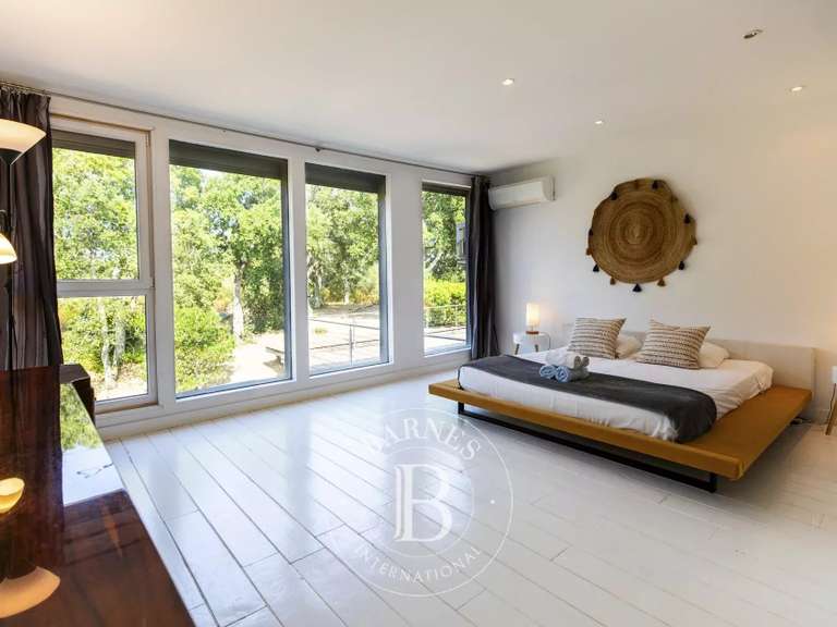 Villa Sainte-Lucie-de-Porto-Vecchio - 8 chambres - 394m²