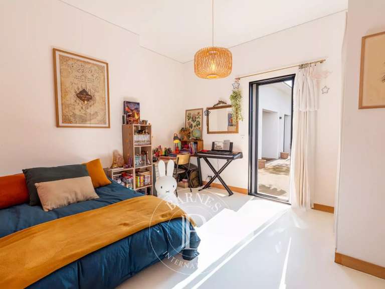 Villa Sainte-Lucie-de-Porto-Vecchio - 4 chambres - 200m²