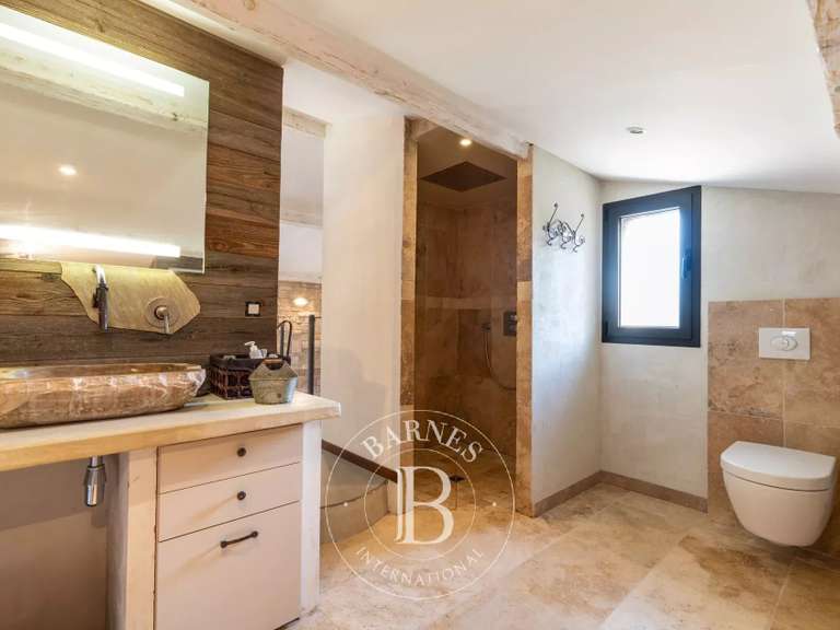 Villa Sainte-Lucie-de-Porto-Vecchio - 6 chambres - 180m²