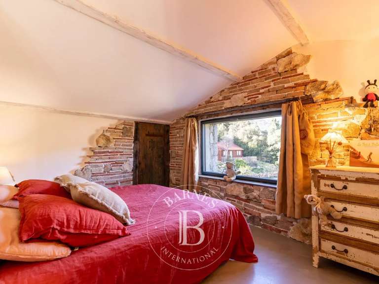 Villa Sainte-Lucie-de-Porto-Vecchio - 6 chambres - 180m²