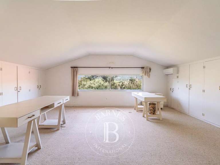 Villa Sainte-Lucie-de-Porto-Vecchio - 3 chambres - 294m²