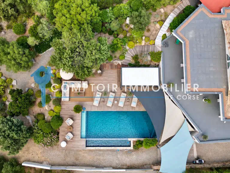 Villa Sainte-Lucie-de-Porto-Vecchio - 8 chambres - 595m²
