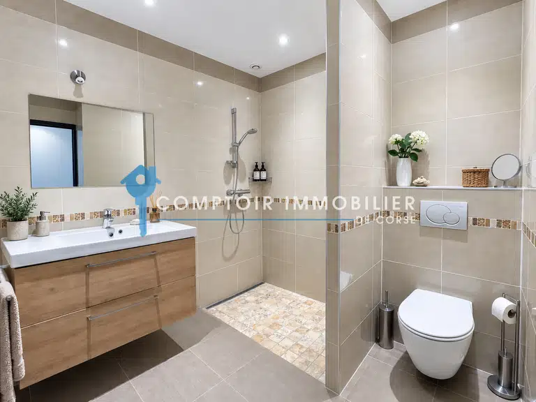 Villa Sainte-Lucie-de-Porto-Vecchio - 8 chambres - 595m²