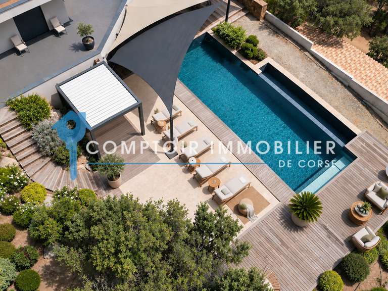 Villa Sainte-Lucie-de-Porto-Vecchio - 8 chambres - 595m²