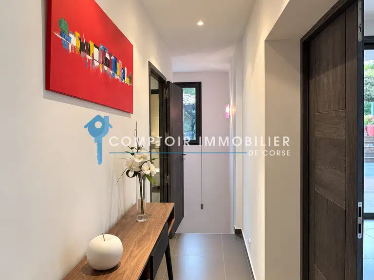 Villa Sainte-Lucie-de-Porto-Vecchio - 8 chambres - 595m²