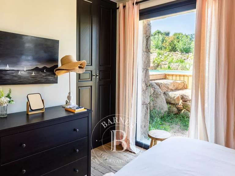 Villa Sainte-Lucie-de-Porto-Vecchio - 3 chambres - 144m²