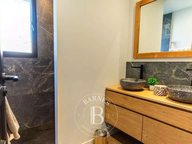 Villa Sainte-Lucie-de-Porto-Vecchio - 3 chambres - 144m²
