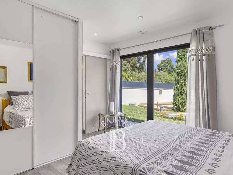 Villa Sainte-Lucie-de-Porto-Vecchio - 5 chambres - 174m²