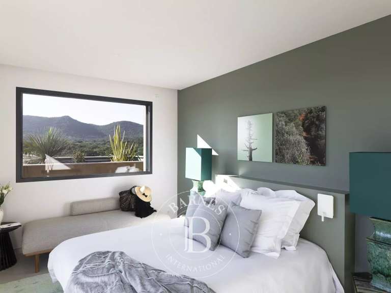 Villa with Sea view Sainte-Lucie-de-Porto-Vecchio - 5 bedrooms - 350m²