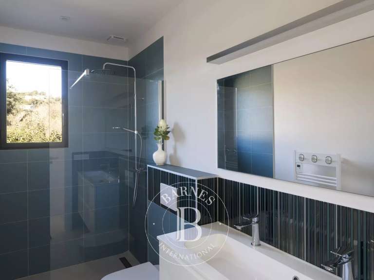 Villa with Sea view Sainte-Lucie-de-Porto-Vecchio - 5 bedrooms - 350m²