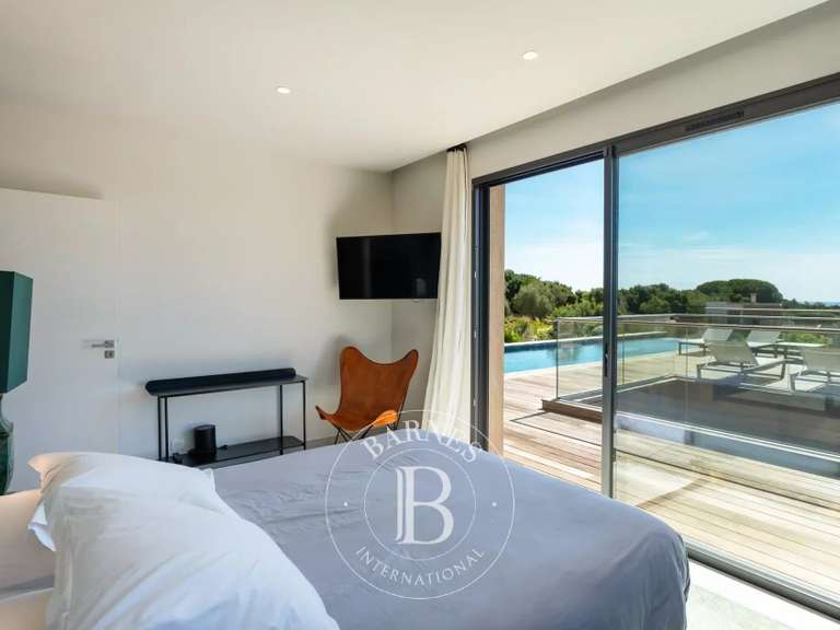 Villa with Sea view Sainte-Lucie-de-Porto-Vecchio - 5 bedrooms - 350m²