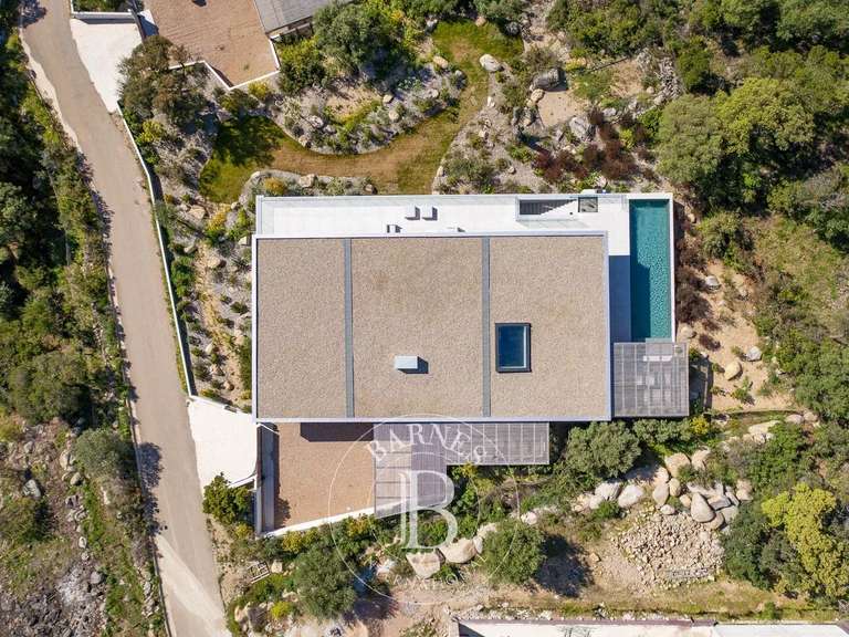 Villa Sainte-Lucie-de-Porto-Vecchio - 4 chambres - 254m²