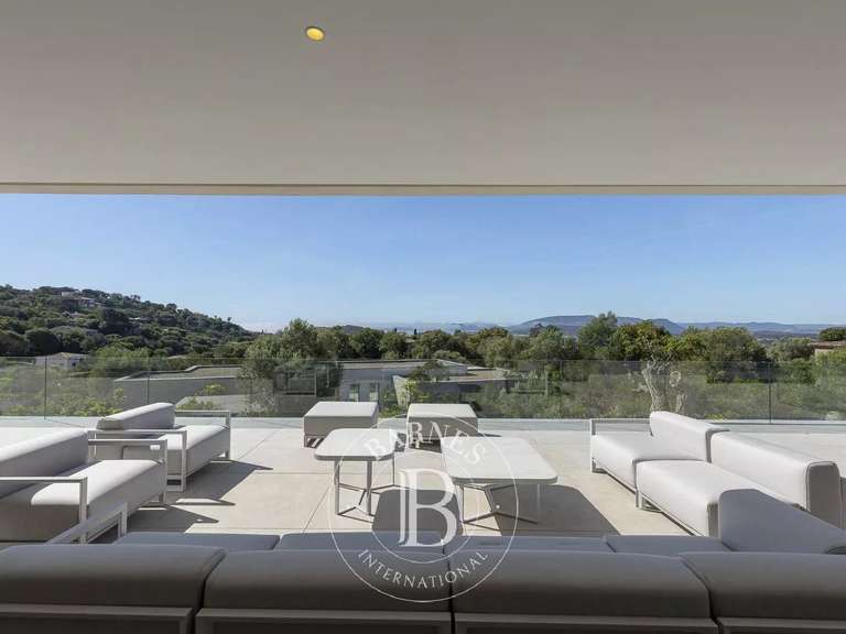 Villa Sainte-Lucie-de-Porto-Vecchio - 4 chambres - 254m²
