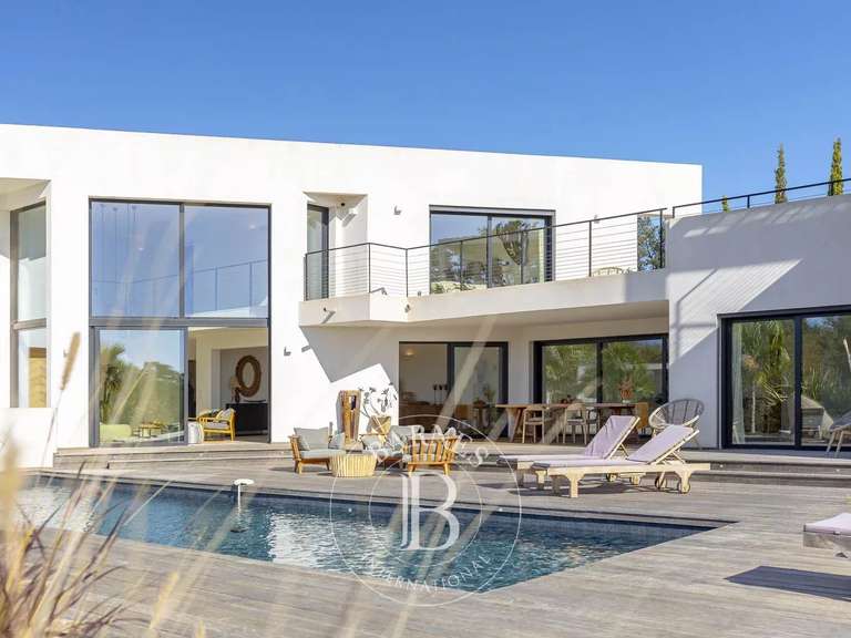 Villa avec Vue sur mer Sainte-Lucie-de-Porto-Vecchio - 5 chambres - 253m²