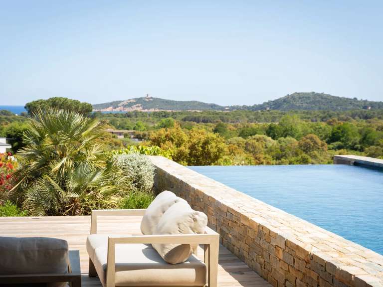 Villa Sainte-Lucie-de-Porto-Vecchio - 5 chambres - 390m²