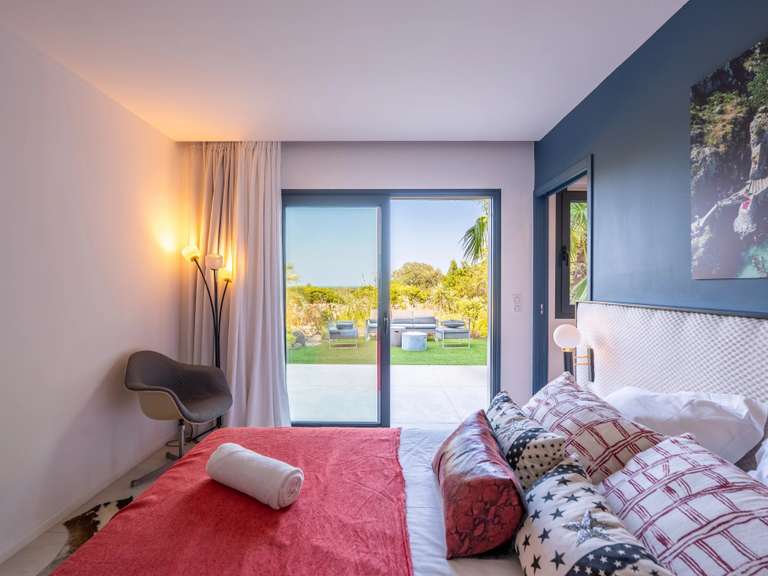 Villa avec Vue sur mer Sainte-Lucie-de-Porto-Vecchio - 5 chambres - 200m²
