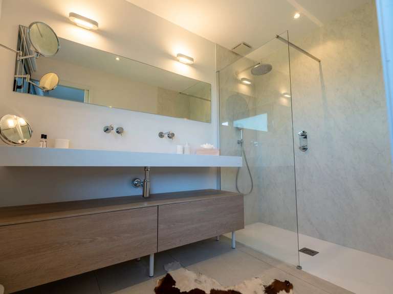 Villa avec Vue sur mer Sainte-Lucie-de-Porto-Vecchio - 5 chambres - 200m²