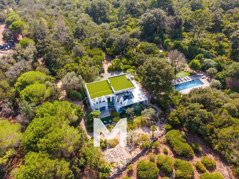 Villa with Sea view Sainte-Lucie-de-Porto-Vecchio - 5 bedrooms - 200m²