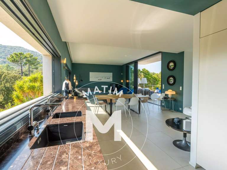 Villa with Sea view Sainte-Lucie-de-Porto-Vecchio - 5 bedrooms - 200m²