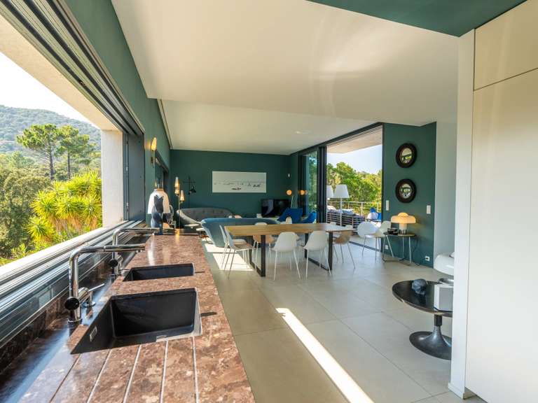 Villa avec Vue sur mer Sainte-Lucie-de-Porto-Vecchio - 5 chambres - 200m²