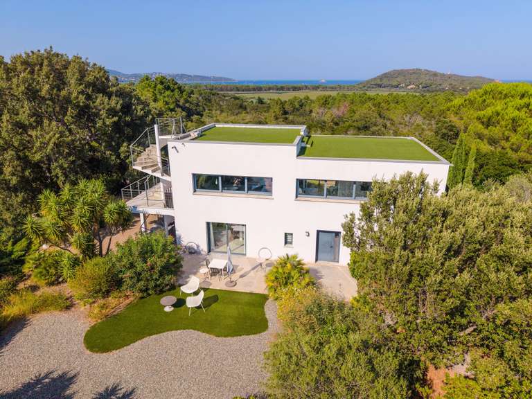 Villa avec Vue sur mer Sainte-Lucie-de-Porto-Vecchio - 5 chambres - 200m²