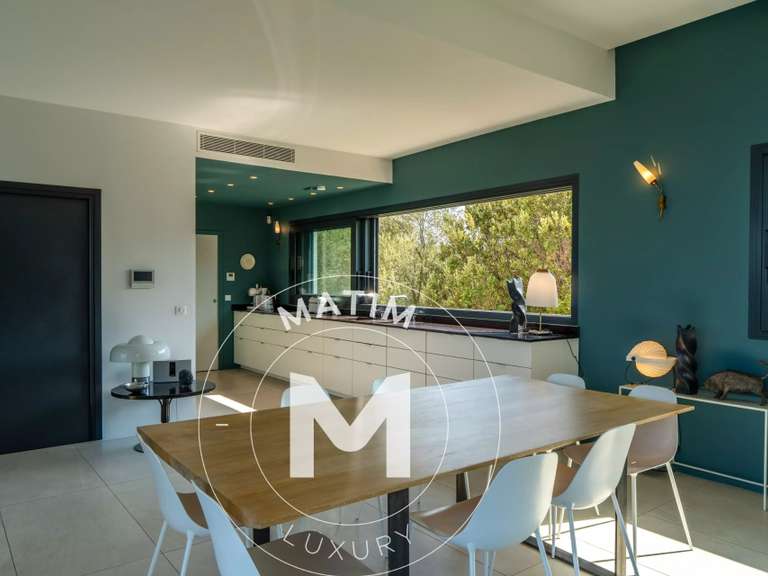 Villa with Sea view Sainte-Lucie-de-Porto-Vecchio - 5 bedrooms - 200m²