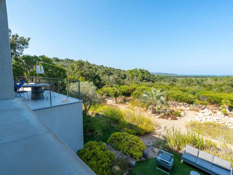 Villa avec Vue sur mer Sainte-Lucie-de-Porto-Vecchio - 5 chambres - 200m²