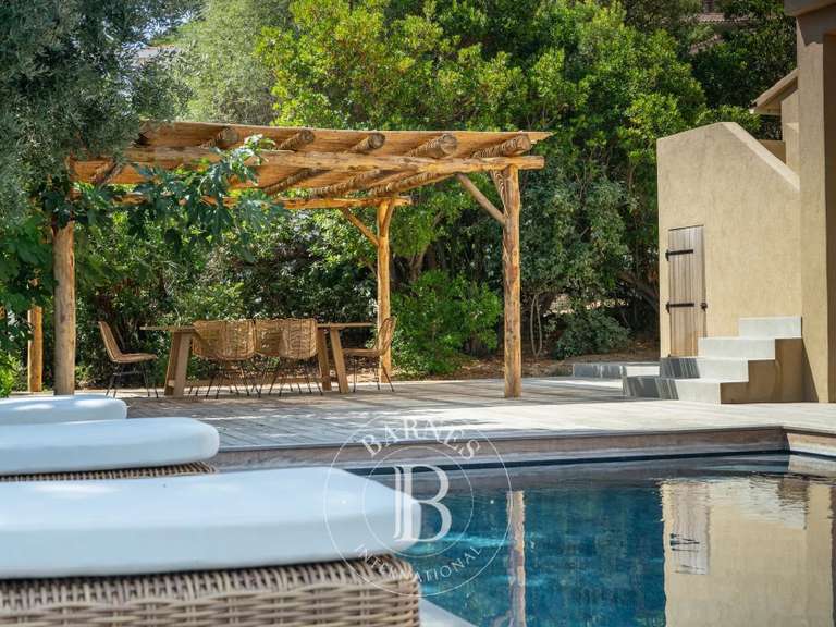 Villa avec Vue sur mer Sainte-Lucie-de-Porto-Vecchio - 5 chambres - 230m²