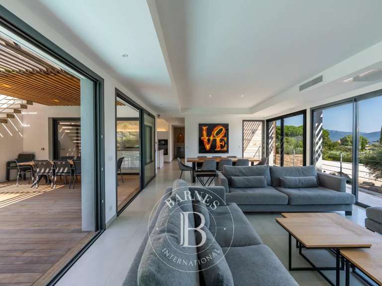 Villa avec Vue sur mer Sainte-Lucie-de-Porto-Vecchio - 5 chambres - 600m²