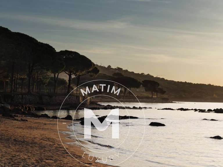 Villa Sainte-Lucie-de-Porto-Vecchio - 7 bedrooms - 693m²