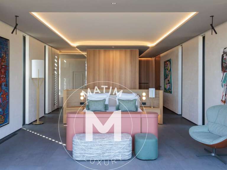 Villa Sainte-Lucie-de-Porto-Vecchio - 7 bedrooms - 693m²