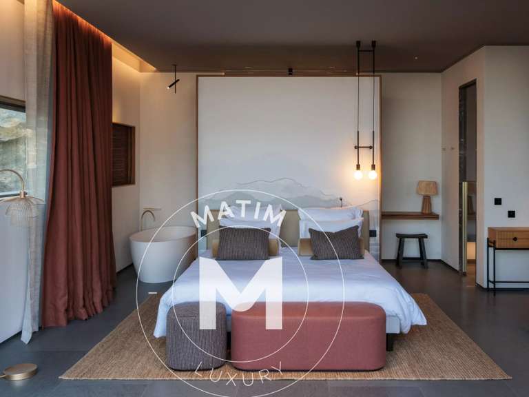 Villa Sainte-Lucie-de-Porto-Vecchio - 7 bedrooms - 693m²