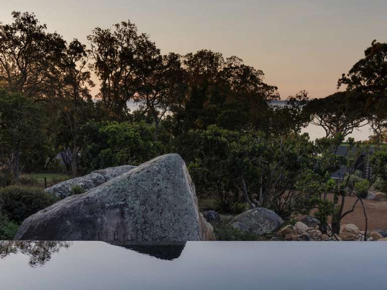 Villa Sainte-Lucie-de-Porto-Vecchio - 7 bedrooms - 693m²