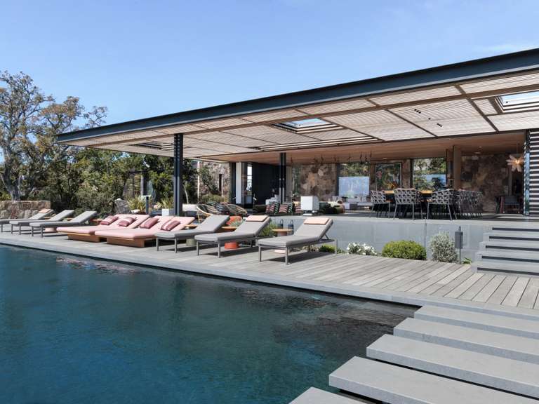 Villa Sainte-Lucie-de-Porto-Vecchio - 7 bedrooms - 693m²