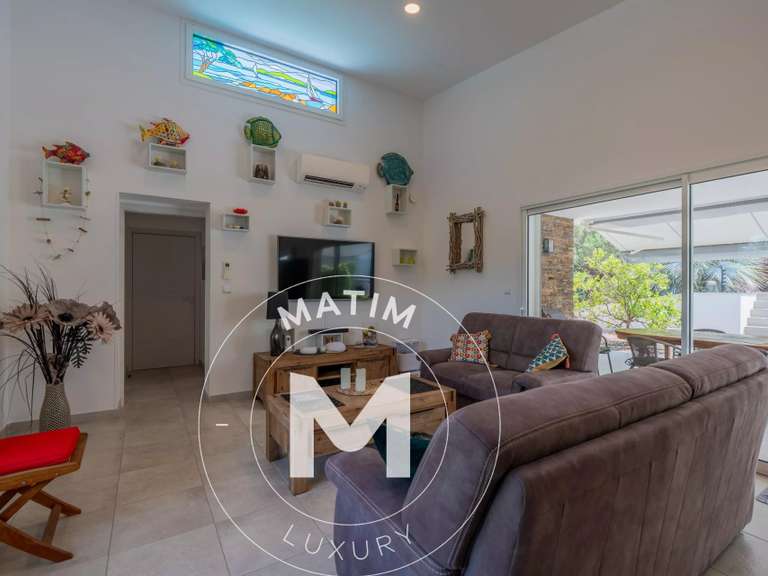 Villa Sainte-Lucie-de-Porto-Vecchio - 4 chambres - 127m²
